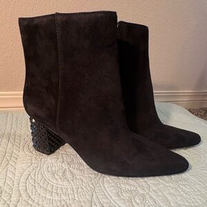 Antonio Melani NEW Kinsley Black Suede Molded Lucite Heel Dress Booties Size 6